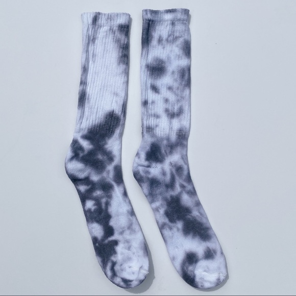 Tie Dye For Crew Socks - Picture 2 of 7